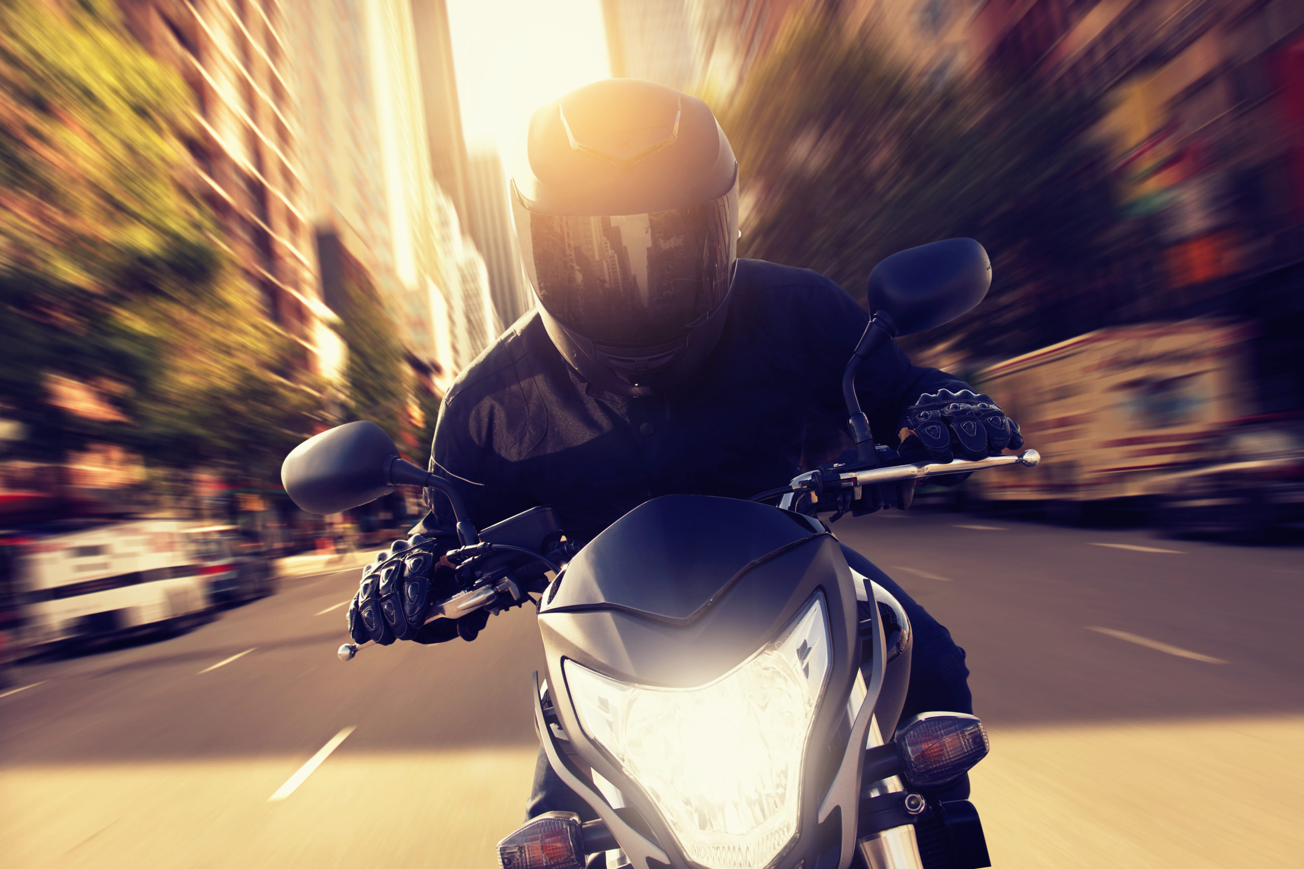 découvrez comment choisir l'assurance moto 125 idéale avec axa. obtenez des conseils pratiques, comparez les options et protégez votre deux-roues en toute sérénité.