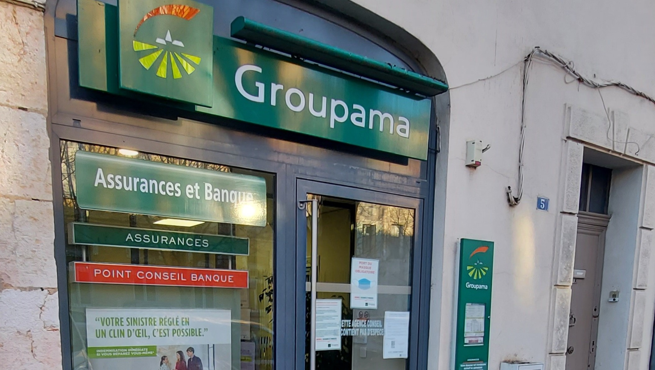 découvrez notre offre de souscription d'assurance moto 125 chez groupama, adaptée à vos besoins spécifiques. protégez votre deux-roues avec des garanties variées, un service client réactif et des tarifs compétitifs. roulez en toute sécurité avec groupama !