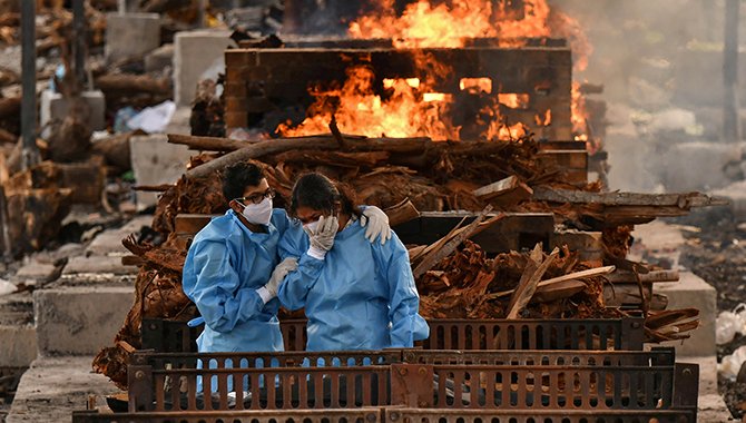 découvrez les différentes perceptions de la mort dans la culture indienne, des rituels ancestraux aux croyances spirituelles, et explorez comment ces traditions façonnent la vie et la mort au sein de cette riche civilisation.