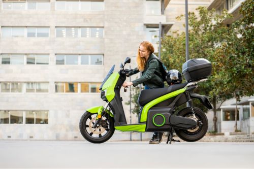 découvrez les avantages de l'assurance pour les scooters 50cc : protection optimale, tarifs abordables, et assistance en cas d'accident. protégez votre véhicule avec une couverture adaptée à vos besoins !