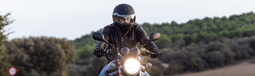 découvrez comment optimiser votre assurance moto pour bénéficier de tarifs avantageux et d'une couverture adaptée à vos besoins. suivez nos conseils pour réduire vos primes tout en protégeant efficacement votre deux-roues.