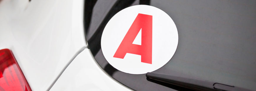 découvrez comment choisir la meilleure assurance voiture en ligne facilement et rapidement. comparez les offres, trouvez des tarifs compétitifs et bénéficiez de conseils pour une protection optimale de votre véhicule.